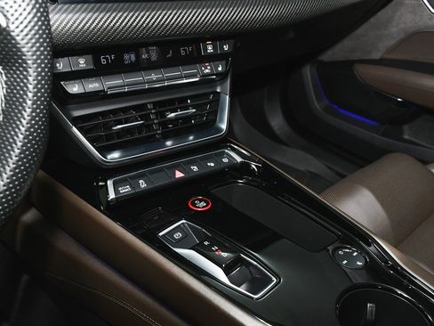 Used 2024 Audi RS e-tron GT w/ Ceramic Brake Package image 55