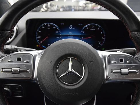 Used 2022 Mercedes-Benz GLA 250 image 22