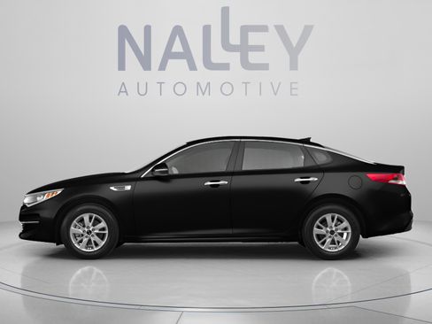 Used 2017 Kia Optima LX FWD image 2