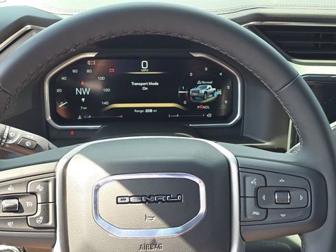 New 2026 GMC Sierra 2500 Denali w/ Denali Reserve Package image 13