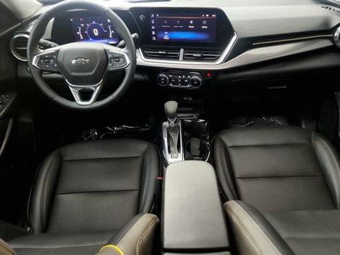 Used 2024 Chevrolet Trax ACTIV w/ Sunroof Package FWD image 51