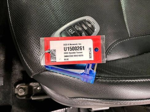 Used 2024 Hyundai Tucson Limited FWD image 32