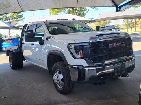 Used 2024 GMC Sierra 3500 Pro w/ Convenience Package AWD/4WD image 2