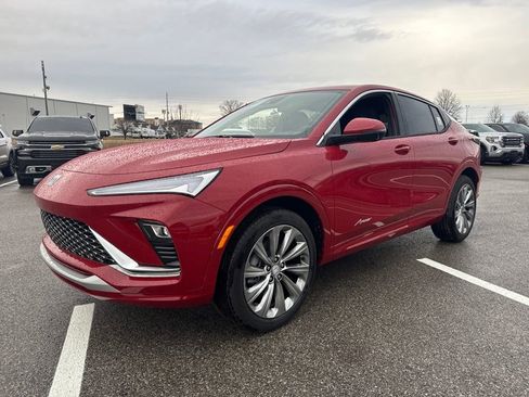 New 2026 Buick Envista Avenir image 2