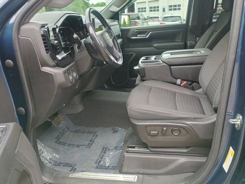 Used 2022 Chevrolet Silverado 1500 LT AWD/4WD image 25