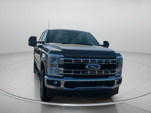 New 2026 Ford F250 XLT image 4