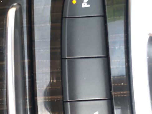 Used 2018 Buick Regal Essence w/ Driver Confidence Package #1 image 18