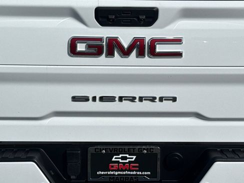 Used 2024 GMC Sierra 2500 AT4 w/ AT4 Premium Plus Package AWD/4WD image 49