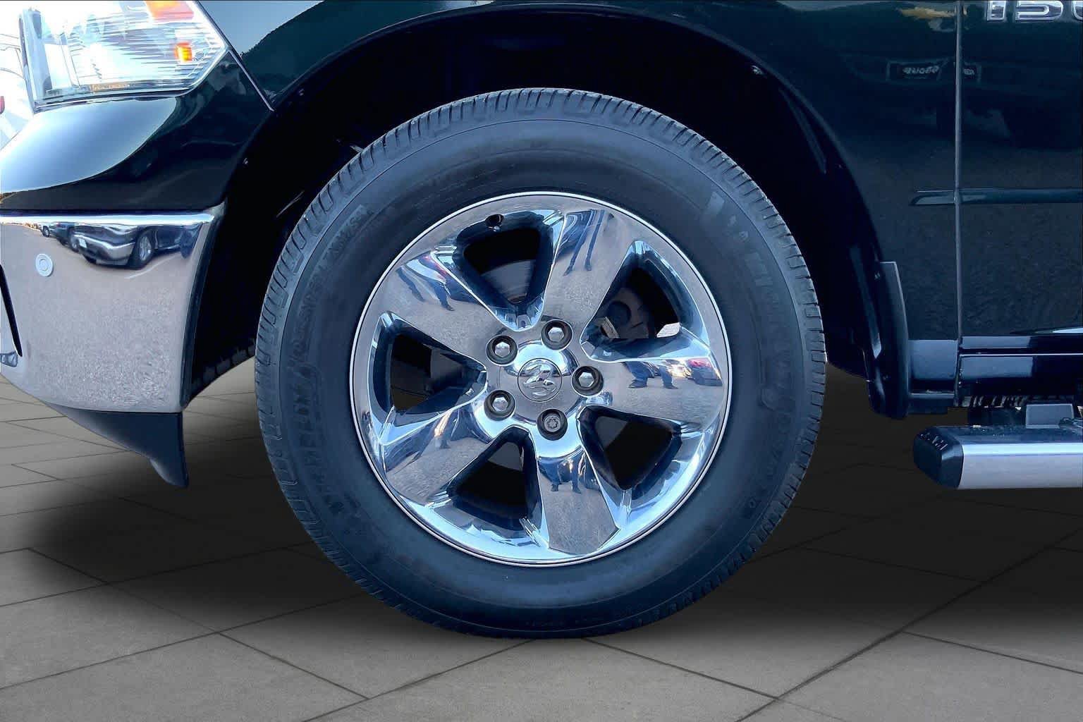 Used 2017 RAM 1500 Lone Star RWD image 11