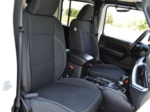 Used 2021 Jeep Wrangler Unlimited Sport AWD/4WD image 27