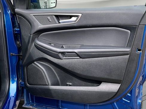 Used 2024 Ford Edge SEL image 26