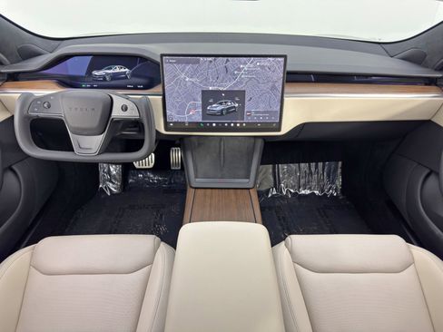 Used 2022 Tesla Model S image 13