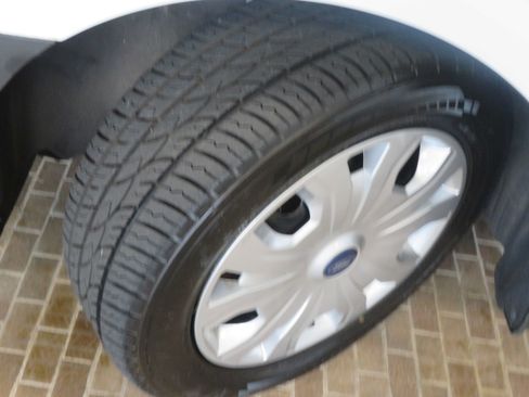 Used 2020 Ford Transit Connect XL FWD image 11