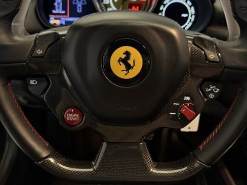 Used 2017 Ferrari California T RWD image 10