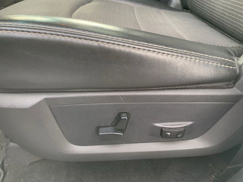 Used 2011 RAM 1500 Sport w/ Sport Premium Group image 13