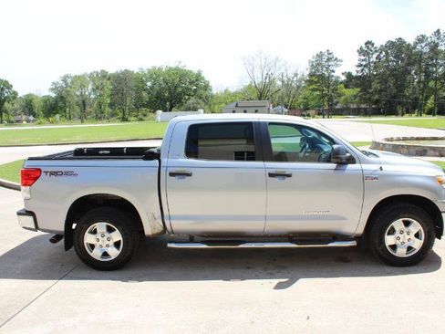 Used 2012 Toyota Tundra 4x4 CrewMax w/ TRD Off-Road Pkg image 18