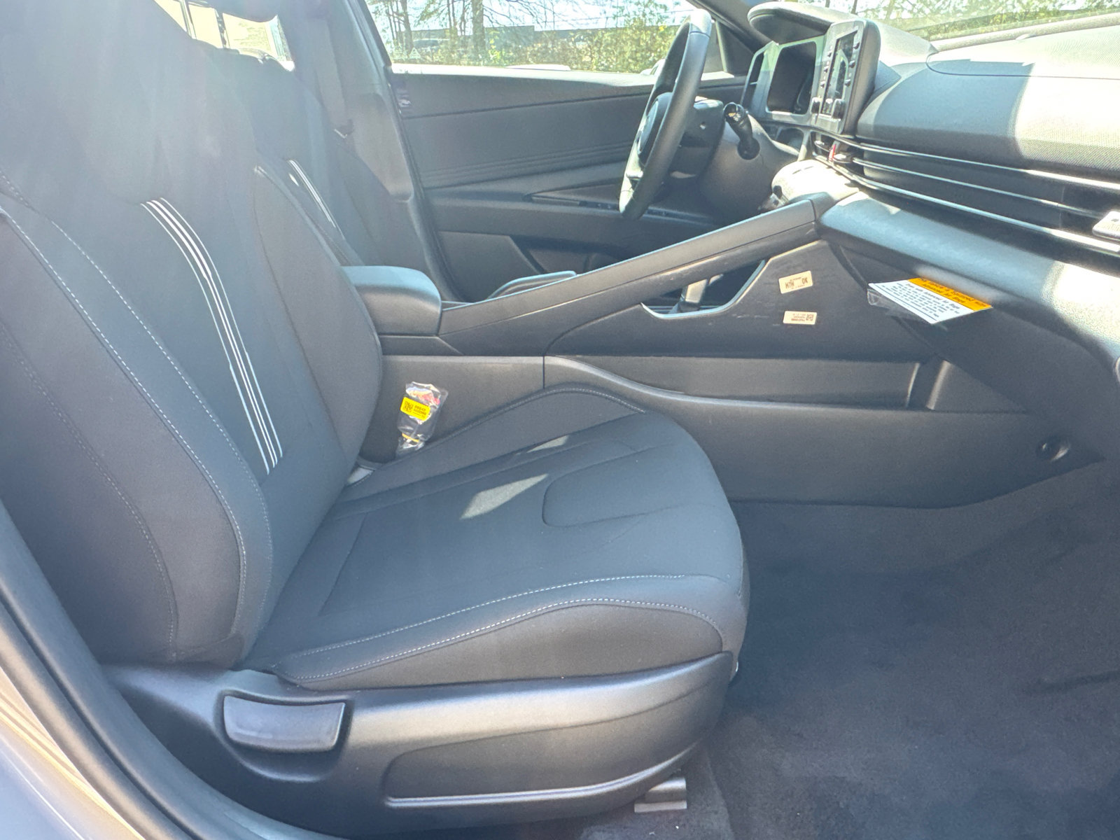New 2026 Hyundai Kona Limited FWD image 14