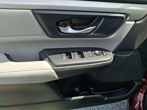 Used 2019 Honda CR-V LX image 13