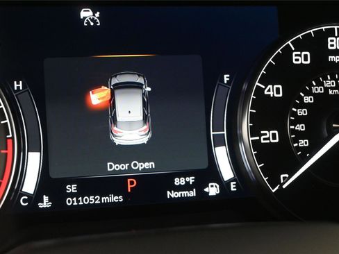 Used 2024 Acura RDX SH-AWD w/ Technology Package image 3