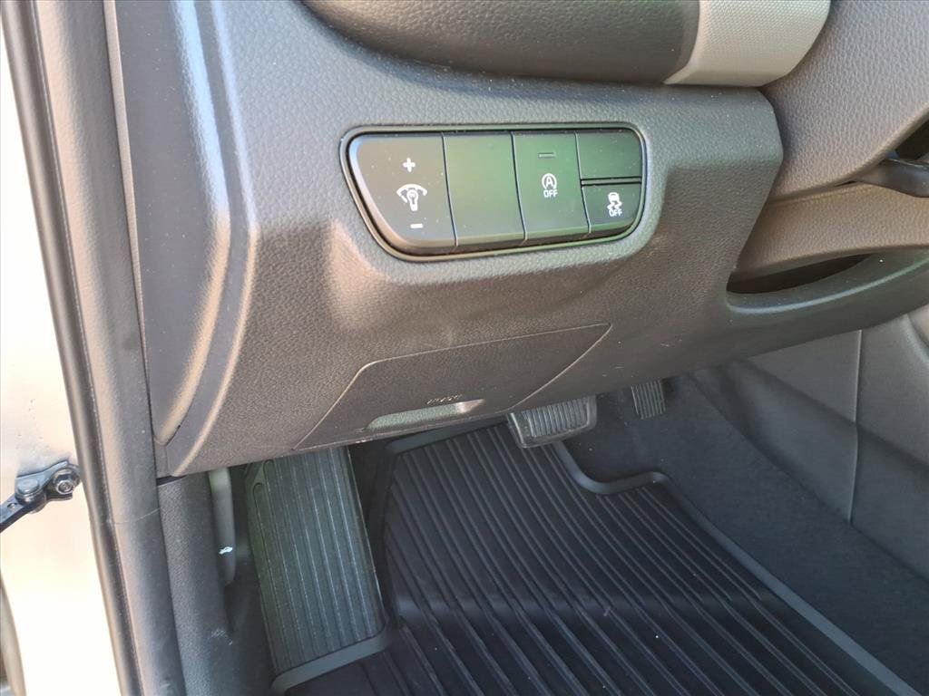 Used 2026 Kia Seltos LX AWD/4WD image 21