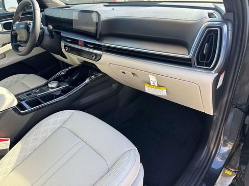 New 2026 Kia Sorento SX Prestige AWD/4WD image 18