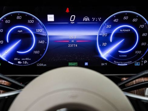 Used 2023 Mercedes-Benz EQS 450+ 4MATIC SUV image 37