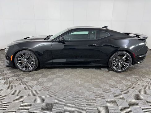 Used 2023 Chevrolet Camaro ZL1 RWD image 10