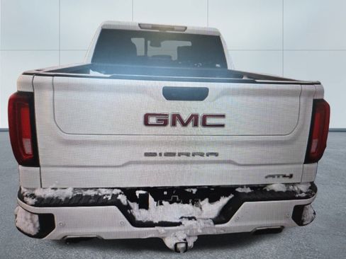 Used 2024 GMC Sierra 1500 AT4 w/ Technology Package image 16
