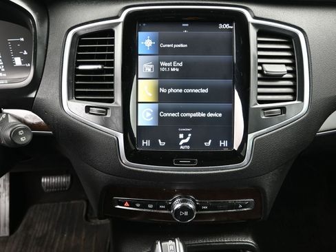 Used 2019 Volvo XC90 T5 Momentum image 17