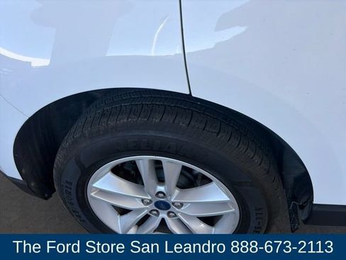 Used 2017 Ford Edge SEL AWD/4WD image 9
