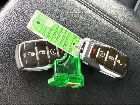 Used 2021 RAM 1500 Laramie image 26