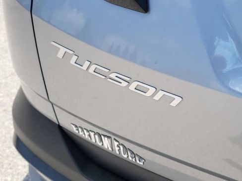 Used 2025 Hyundai Tucson SE FWD image 9