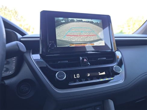 Certified 2024 Toyota Corolla Cross S image 33