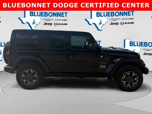Used 2024 Jeep Wrangler Unlimited Sahara w/ Technology Group AWD/4WD image 4