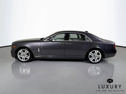 Used 2019 Rolls-Royce Ghost RWD image 9