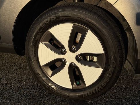 Used 2017 Kia Soul EV-e image 9