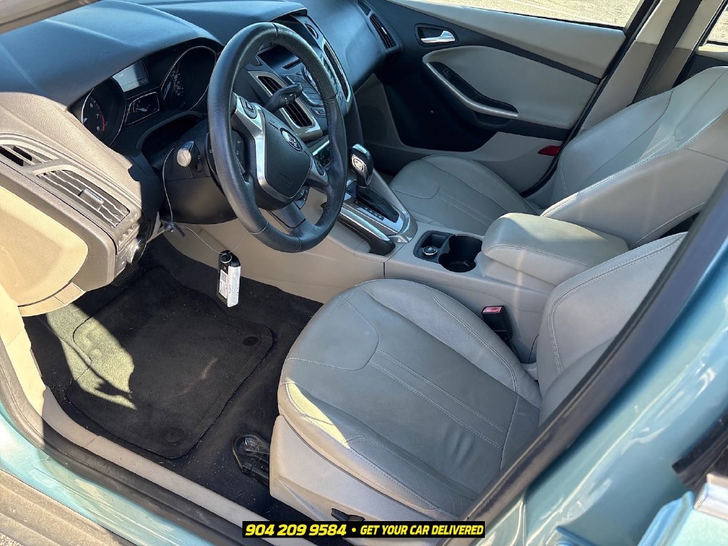 Used 2012 Ford Focus SEL FWD image 4