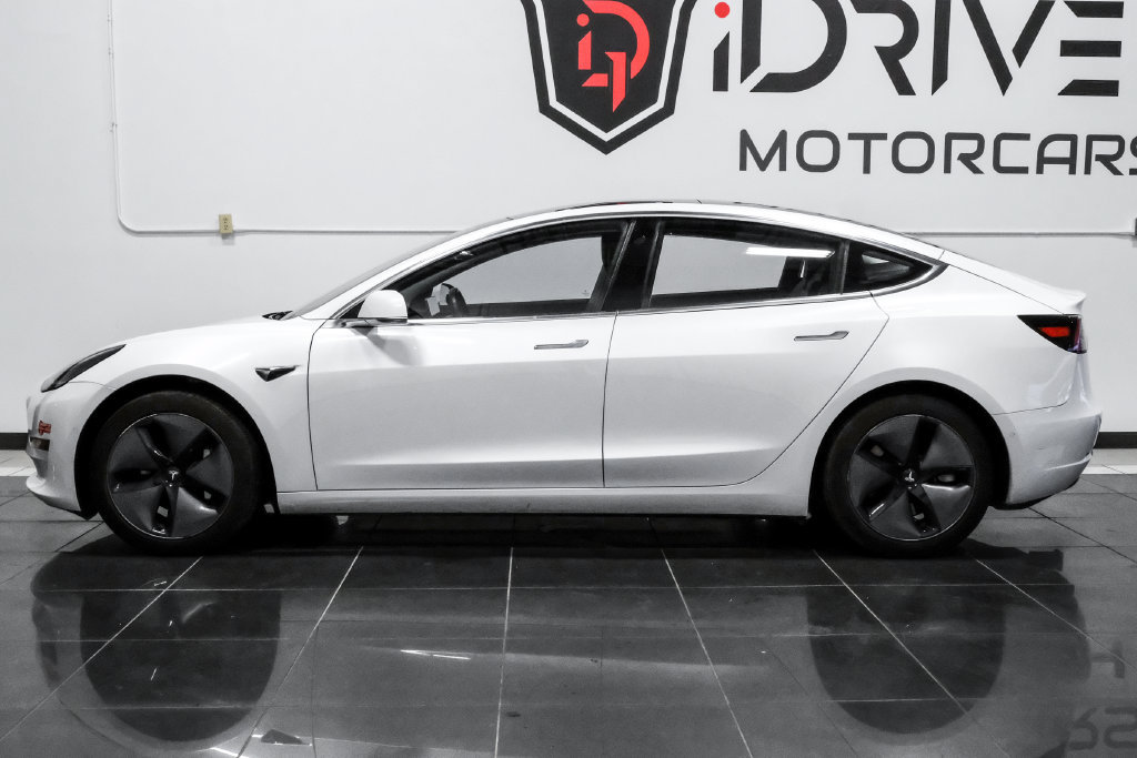 Used 2018 Tesla Model 3 Long Range RWD image 16