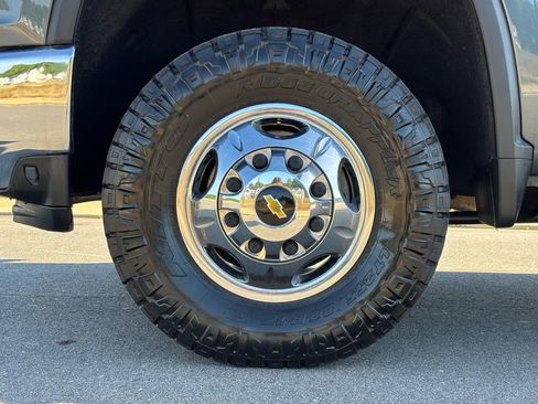 Used 2020 Chevrolet Silverado 3500 LTZ w/ LTZ Plus Package AWD/4WD image 13