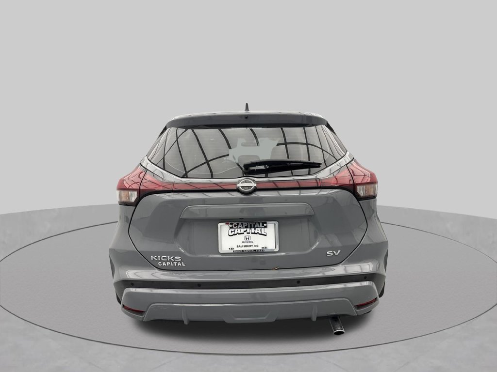 Used 2023 Nissan Kicks SV FWD image 7