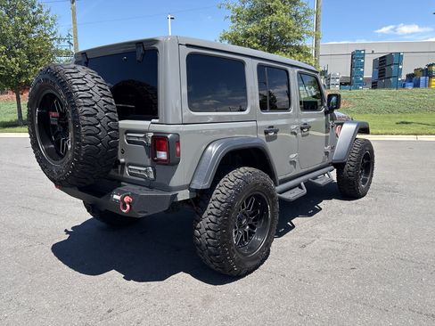 Used 2021 Jeep Wrangler Unlimited Rubicon AWD/4WD image 9