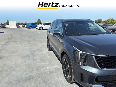Used 2024 Kia Sorento S FWD image 1