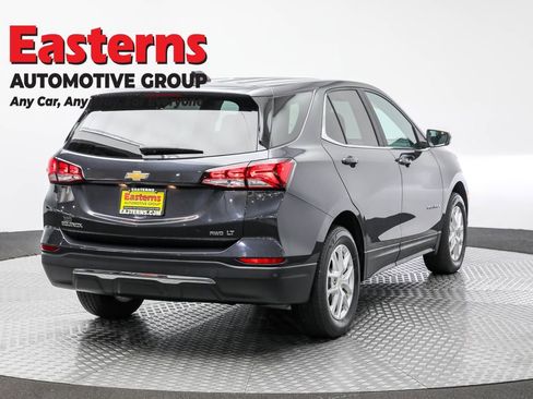 Used 2022 Chevrolet Equinox LT w/ LPO, Floor Liner Package image 5