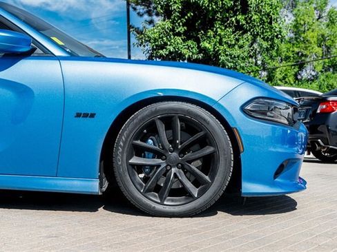 Used 2018 Dodge Charger R/T Scat Pack RWD image 10