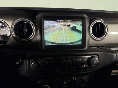 Certified 2023 Jeep Wrangler Unlimited Sahara w/ Safety Group AWD/4WD image 19