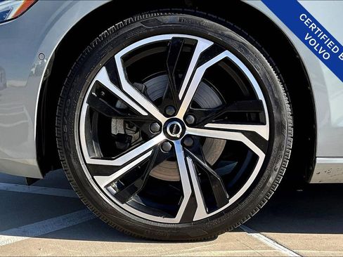 Certified 2024 Volvo S60 B5 Ultimate image 11