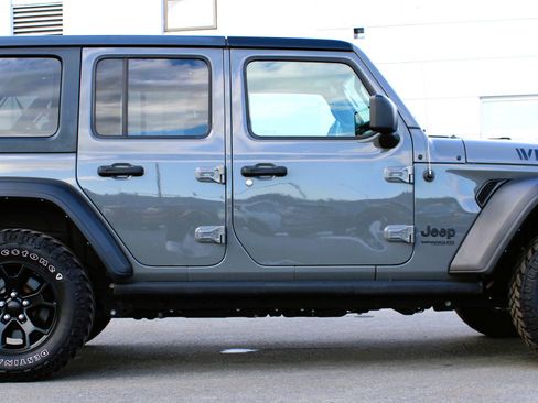 Used 2022 Jeep Wrangler Unlimited Sport image 6