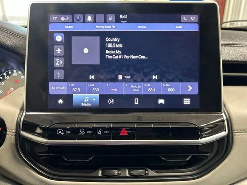 Used 2023 Jeep Compass Limited AWD/4WD image 29