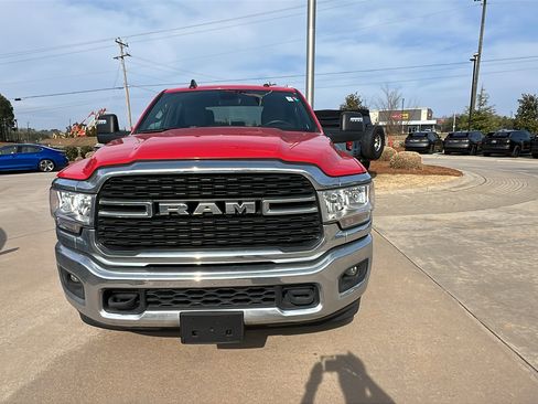 Used 2024 RAM 2500 Big Horn w/ Bed Utility Group image 3