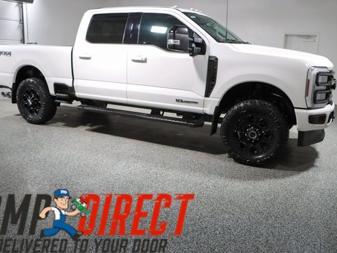 Used 2024 Ford F250 Lariat w/ Lariat Ultimate Package AWD/4WD image 7